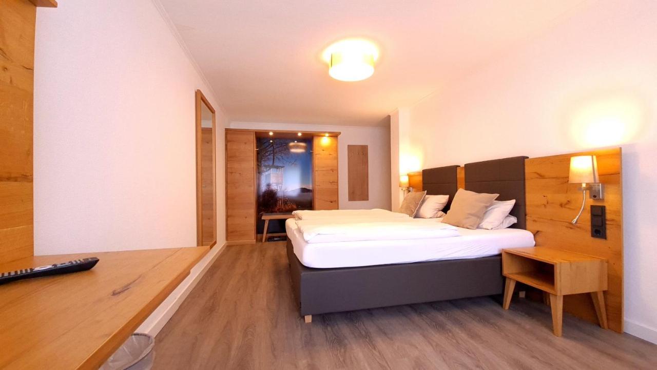 Hotel Hollaender Hof Мешеде Экстерьер фото